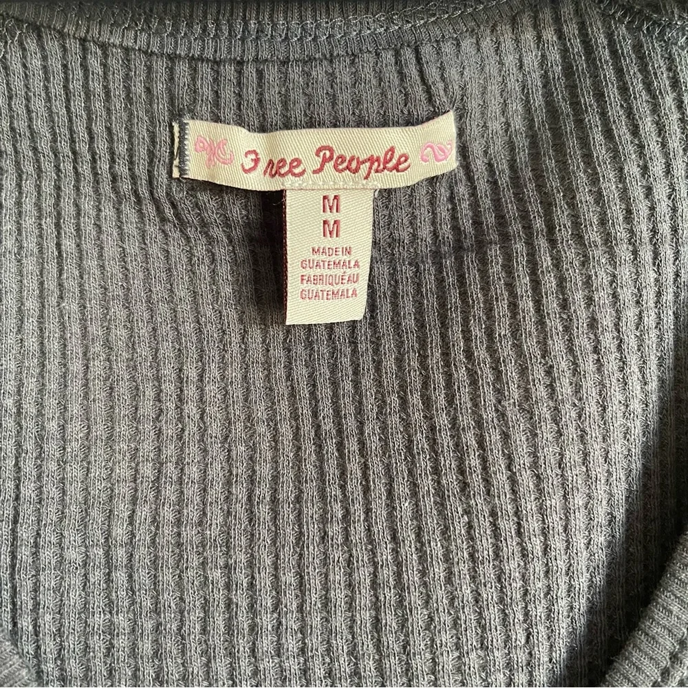 Free People NWT Santa Clara Thermal in Black. Various sizes - Picture 3 of 6
